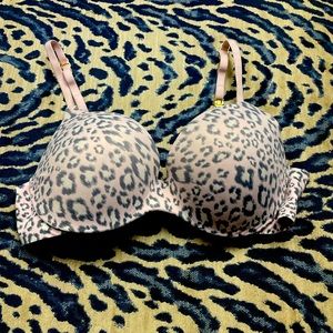 Victorias Secret pink leopard bra